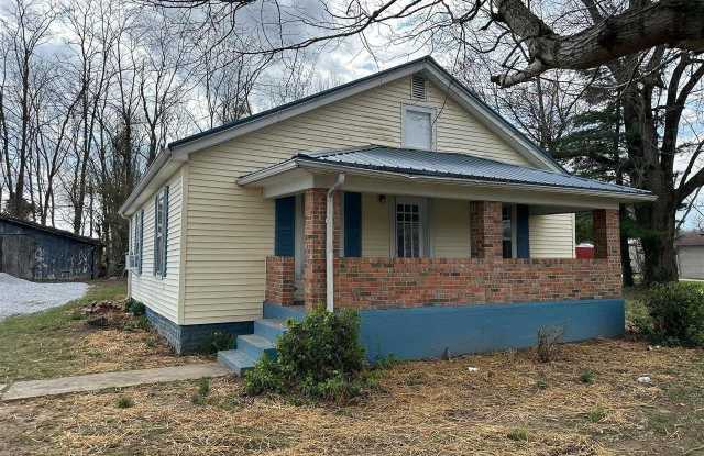 3067 Greensburg Road photos photos