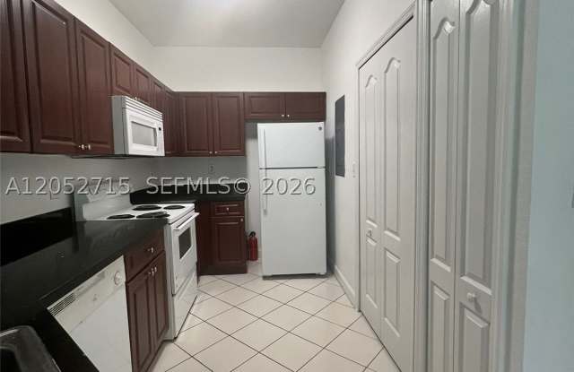 7200 NW 177th St photos photos
