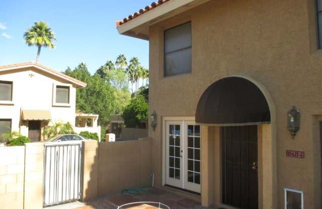 10432 North 11th Street - 10432 East North Lane, Phoenix, AZ 85020