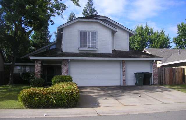West Roseville 3 Bedroom 2.5 bathroom, 2 Story Seperate Family Room photos photos
