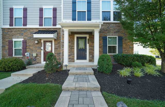 Luxury 3 Bedroom 4 Bath Townhome in Atwater Community photos photos