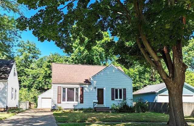 4294 W 191st Street photos photos