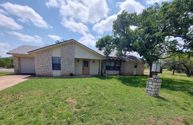 1103 Powderhorn - 1103 Powderhorn, Horseshoe Bay, TX 78657