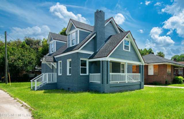 3839 SPRINGFIELD Boulevard photos photos