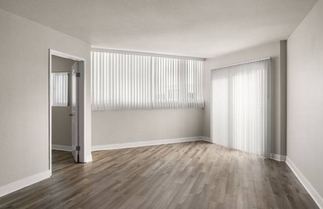 Terraces at La Jolla Village Apartments Gallery 2