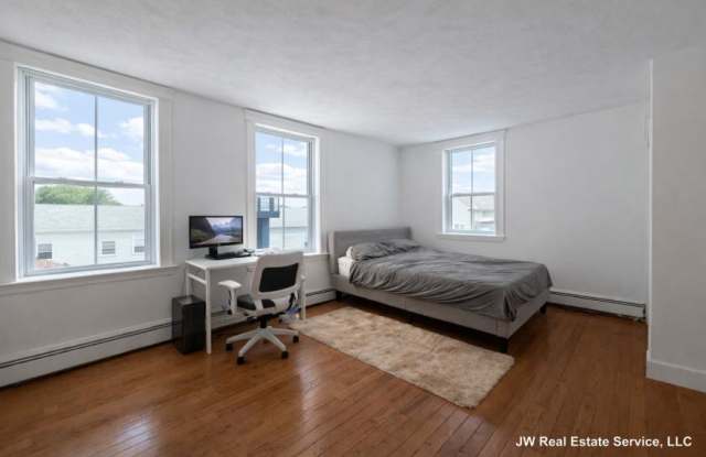 210 Chestnut Hill Ave. photos photos