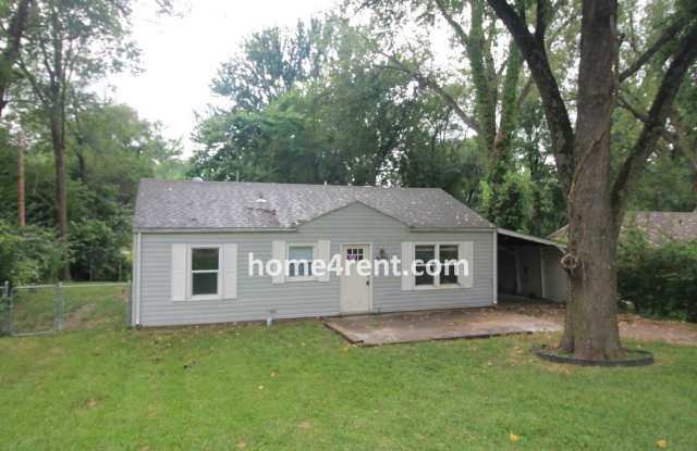 KCK Ranch Style Home w/ Stainless Steel Appliances and Plenty of Natural Light! - 6011 Freeman Avenue, Kansas City, KS 66102
