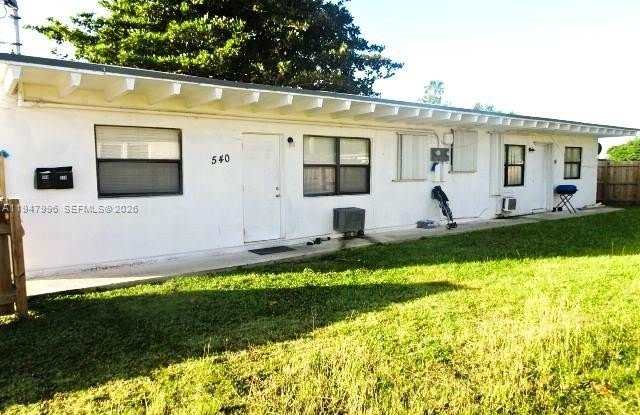 536 SW 6th Ter photos photos