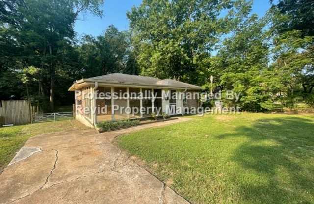 Great 2 Bedroom Home in a Cove! Gallery 4