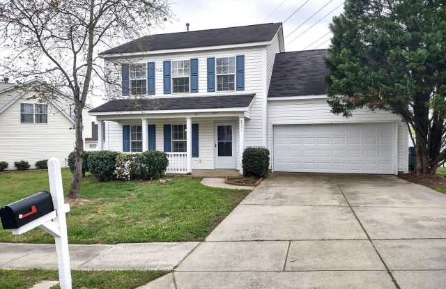 Move-In Ready Home located in the Back Creek Subdivision! - 2111 Pimpernel Road, Charlotte, NC 28213