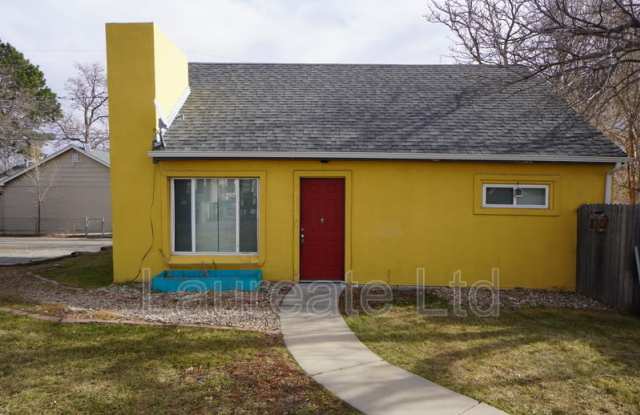 2442 Benton St. photos photos