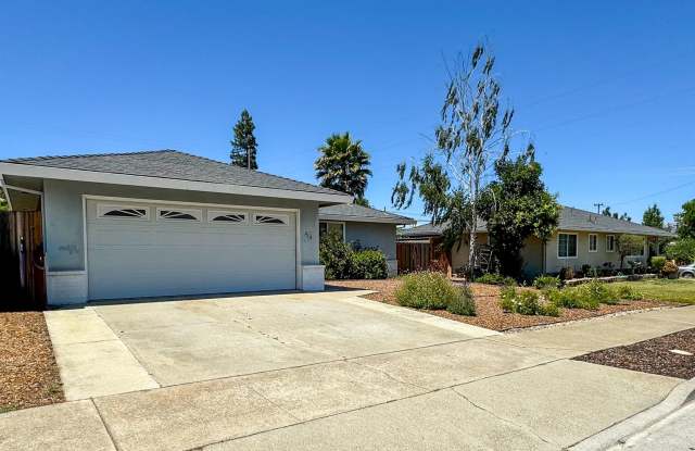 Adorable West Morgan Hill Family Home! Gallery 4