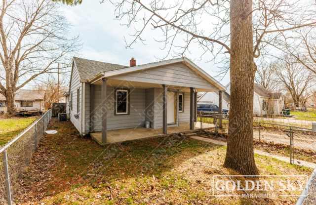 2904 South Pershing Drive photos photos