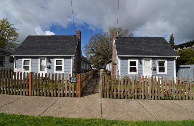 Freshly Remodeled Cozy Cottage Home photos photos