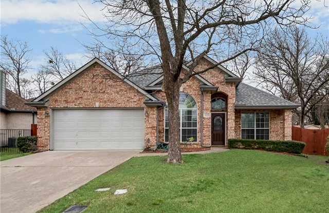623 Hosanna Court Gallery 2