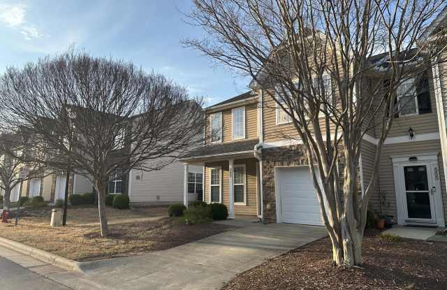 553 Writers Way photos photos