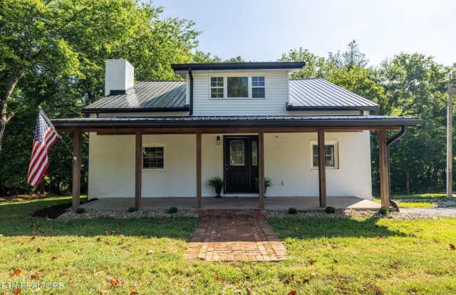 Maryville 37803 - COMING SOON 3 bedroom 2 bath - Furnished or Unfurnished - call Tom Parry 865-607-3649 photos photos