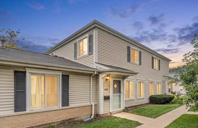 1353 Cove Drive Gallery 1