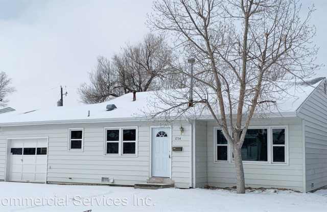 1714 S. Lennox - 1714 South Lennox Avenue, Casper, WY 82601