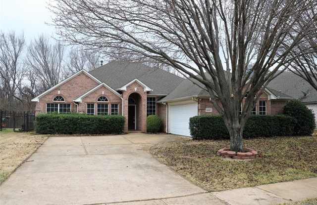 6207 Parkside Drive Gallery 2
