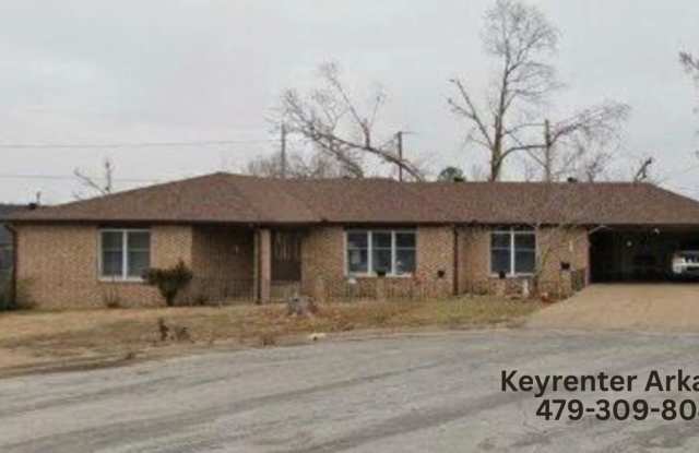 Spacious 4 Bed, Brick Home with Large Fenced Yard & 2-Car Garage Gallery 1