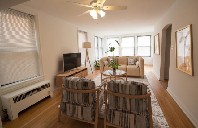 5337 S. Hyde Park Boulevard photos photos