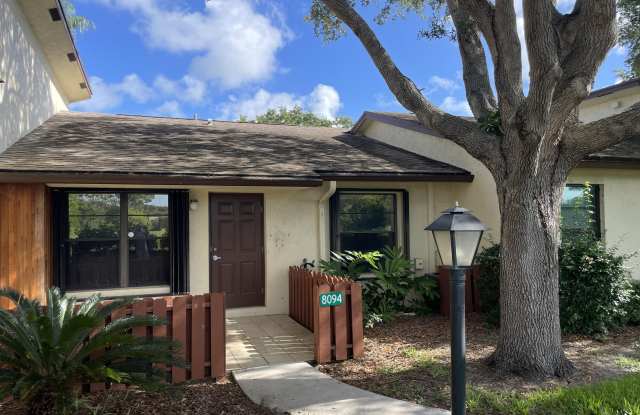 8094 SE Villa Circle Gallery 1