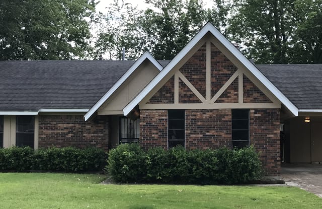 6873 Pecanhill Dr - 6873 Pecanhill Drive, Bartlett, TN 38135