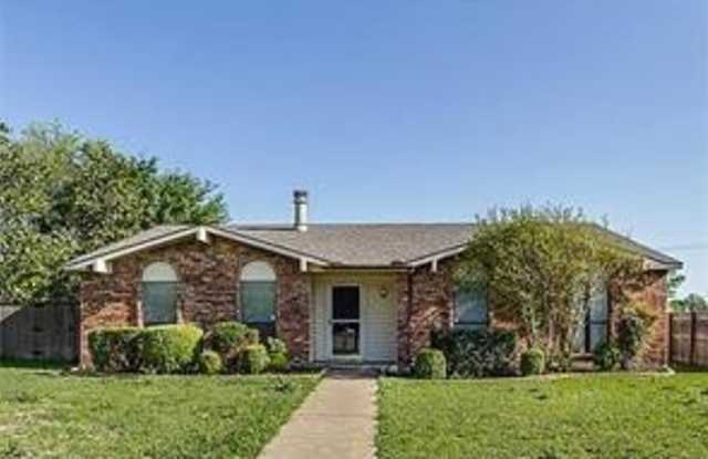 3900 Dickens Drive Gallery 3