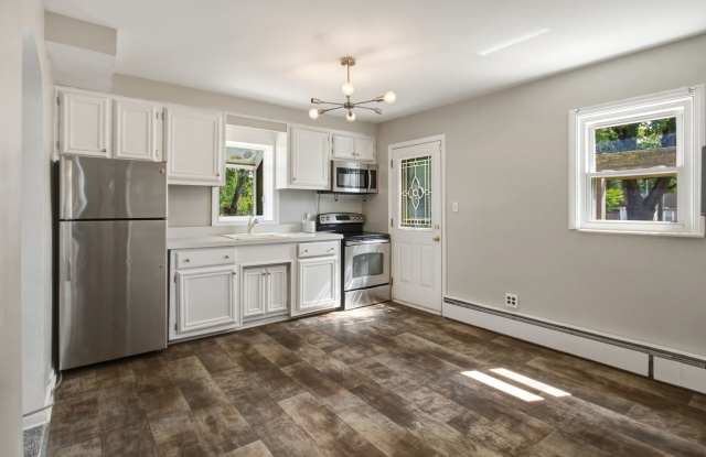 Beautiful Dearborn Heights Home Gallery 4