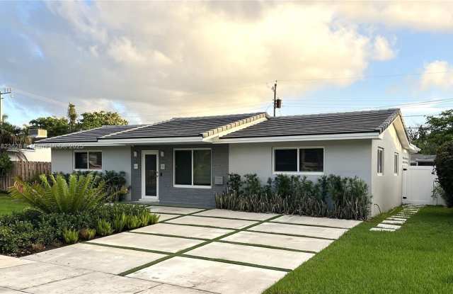 1321 Garfield St photos photos