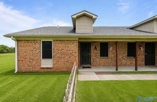 226 Cedar Lake Road SW Gallery 2