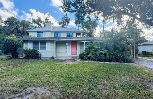 Close to Siesta Key Beach! 2 Bedroom Home photos photos