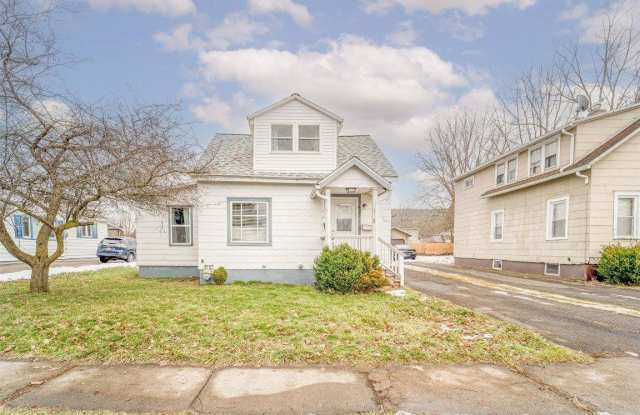 425 Clayton Avenue photos photos