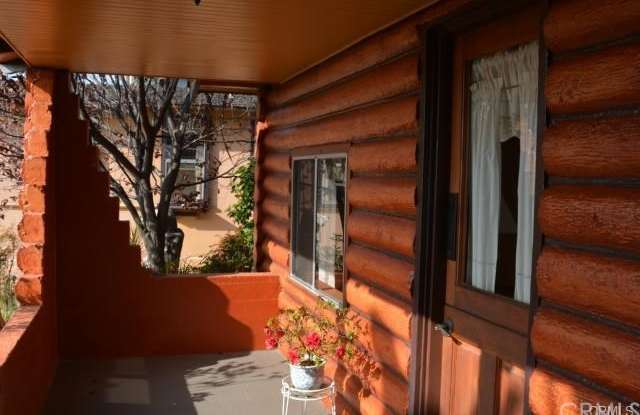 1264 Glenneyre Gallery 2