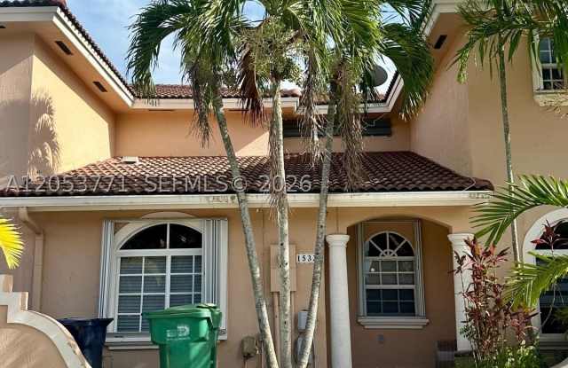 15334 SW 36th Ter photos photos