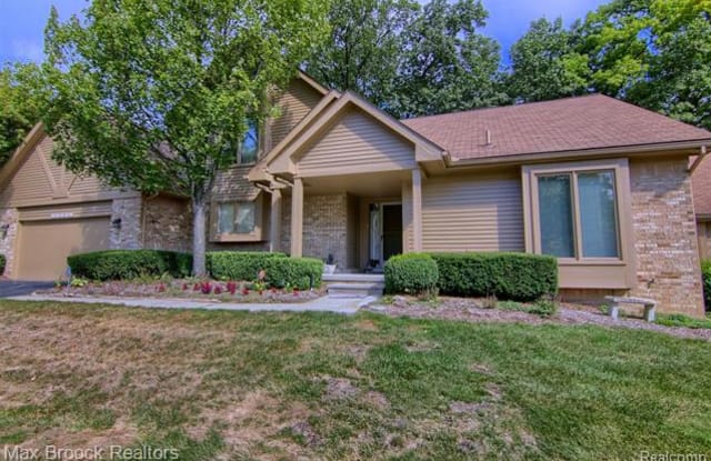29628 NOVA WOODS Drive - 29628 Nova Woods, Farmington Hills, MI 48331