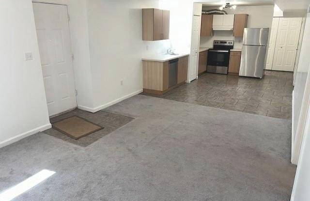 103 KENWOOD Avenue photos photos