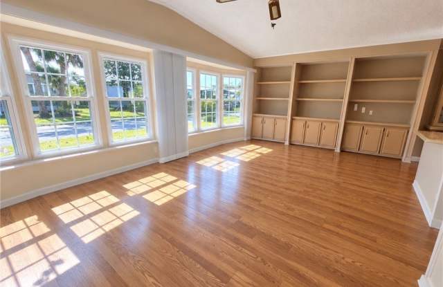 502 Seagull Drive Gallery 2