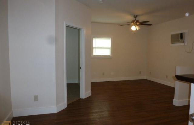 7145 Diana Cir # B Gallery 4