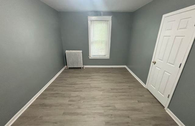 1611 W ERIE AVENUE photos photos