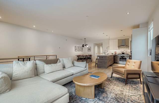 Luxury Flatirons View Retreat w/ Rooftop Deck Gallery 1