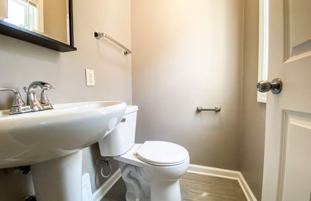 2 Bedroom Single Family Gallery 4