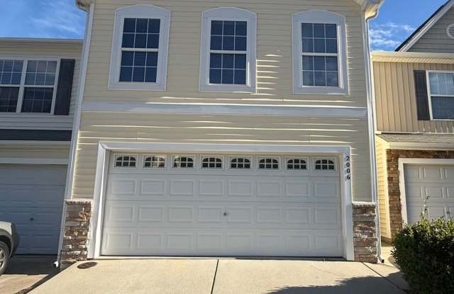 Spacious 3BR, 2.5BA Raleigh Townhome with a Fenced Backyard Gallery 1