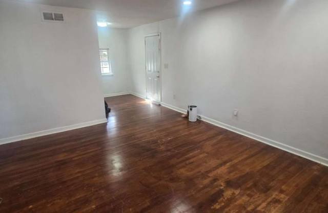 2596 Dale Creek Drive NW photos photos