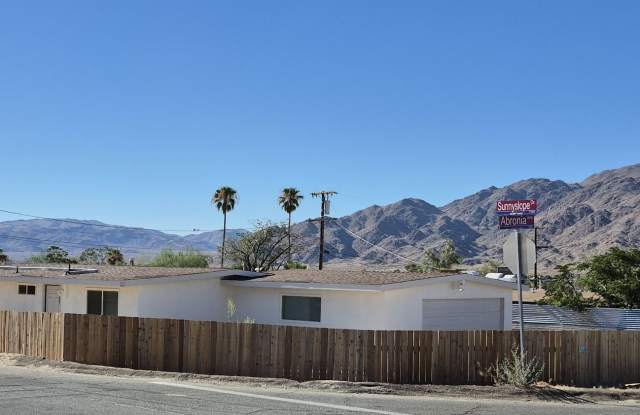Custom Gem in 29 Palms! photos photos Custom Gem in 29 Palms! photos photos