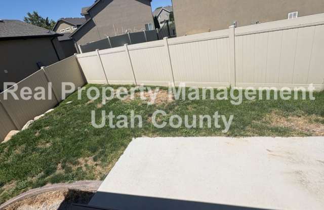 $500 Off First Months Rent! 5 bedroom home in Saratoga Springs Gallery 4