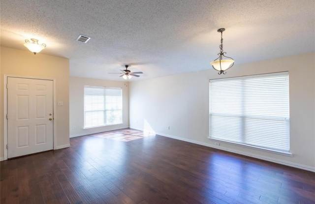 4032 PALACE Place Gallery 3