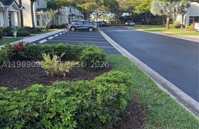 8285 Pacific Beach Dr. Gallery 4