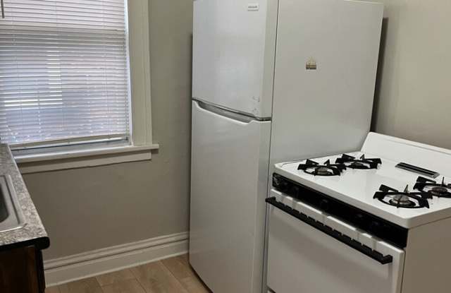 8916 Madison Avenue photos photos